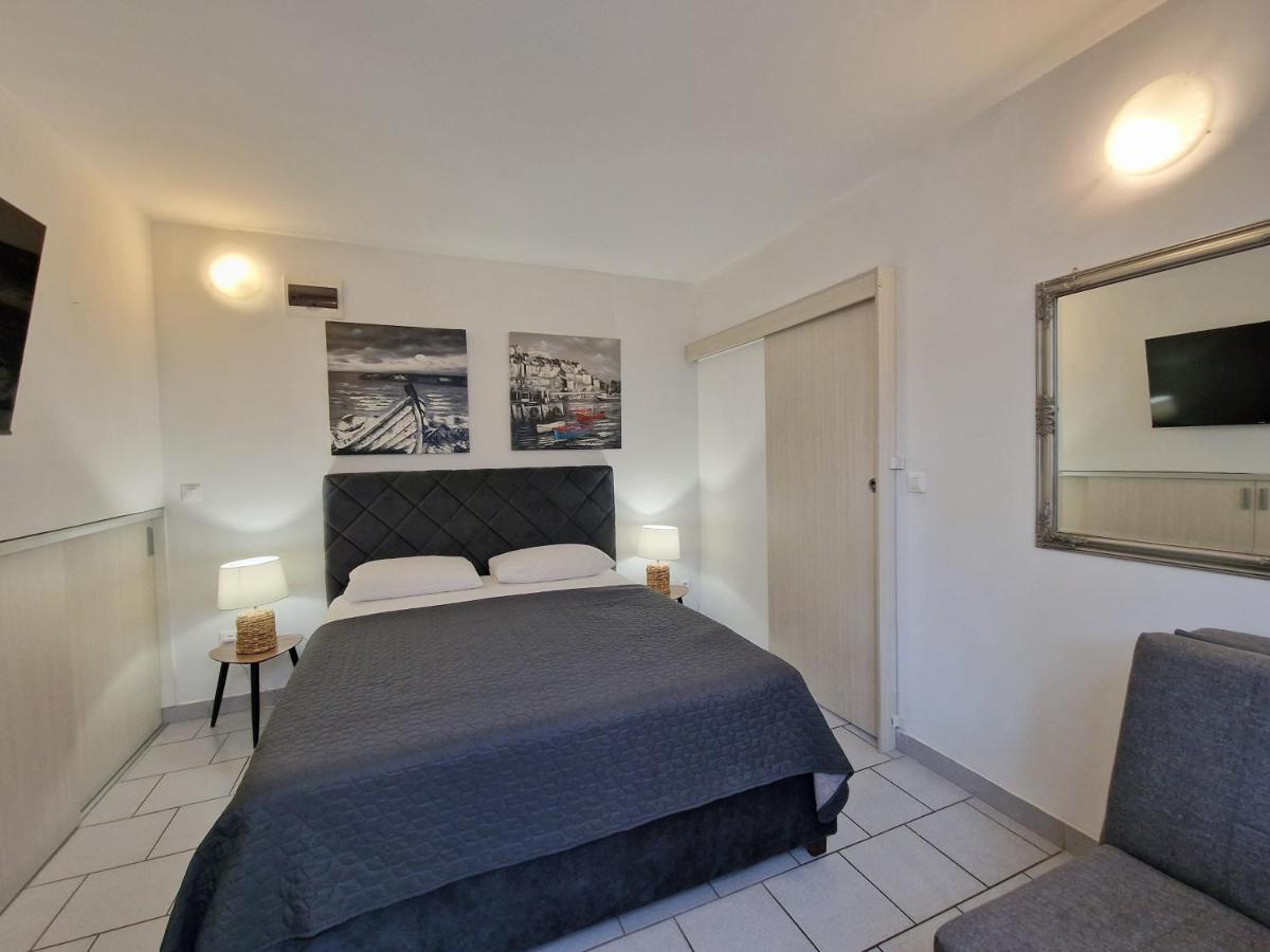 Apartment Stay Inn Split Bagian luar foto