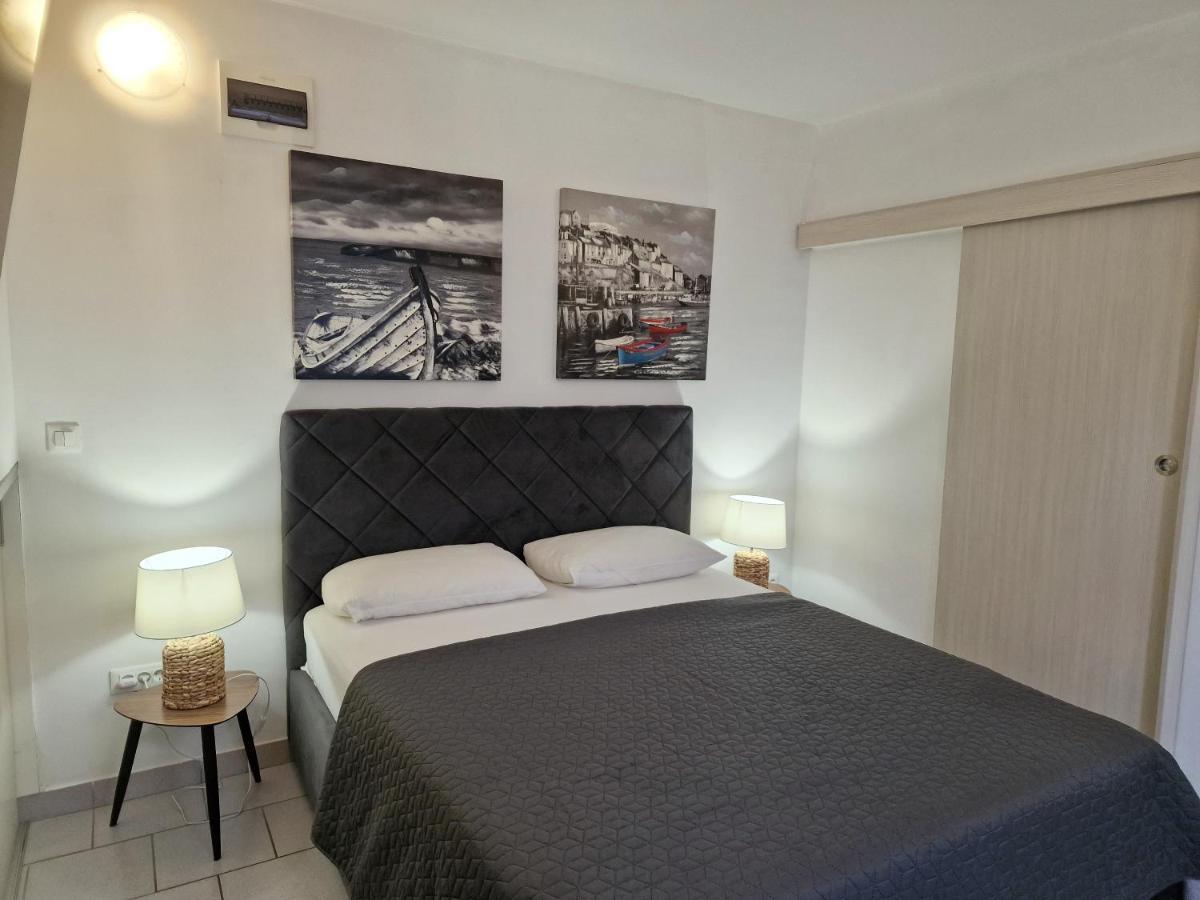 Apartment Stay Inn Split Bagian luar foto
